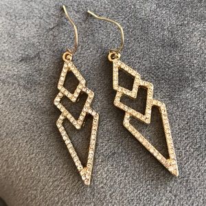 NWOT Never worn spear earrings like Stella  Dot